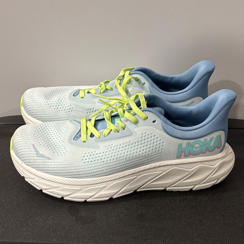 Hoka Arahi 7